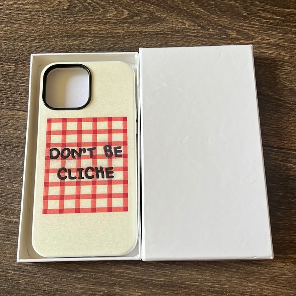 DON'T BE CLICHE - iPhone Case